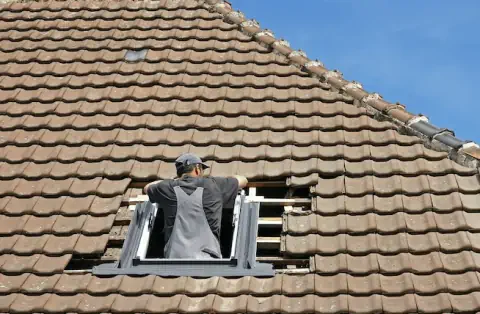 Pose de velux - Ponthévrard